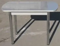 Kitchen tables with metal legs photo