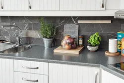 How to choose an apron for the countertop in the kitchen photo