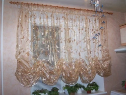 How to sew curtains for the kitchen from leftover tulle photo