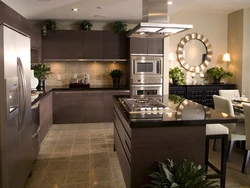 Voluminous kitchen interior