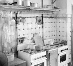Vintage photos for the kitchen