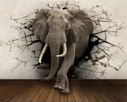 Слон в интерьере гостиной