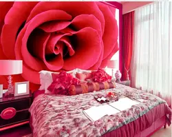 Цветы розы в интерьере спальни