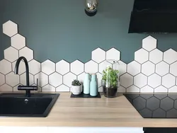 Honeycomb panels in the kitchen interior