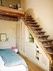 Bedroom staircase design