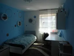 Khrushchev bedroom design for teenagers