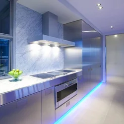 Дызайн светлавых ліній на кухні