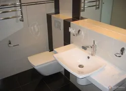Bathtub next to sink design