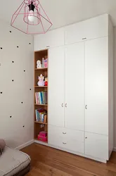 Wardrobe design for children's bedroom
