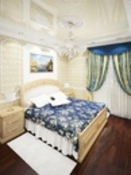 Venetian bedroom photo