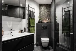 Дизайн ванной комнаты с темной дверью
