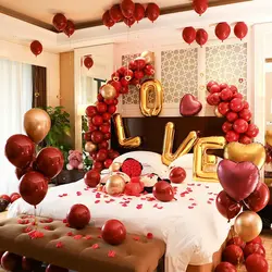Bedroom design with balloons
