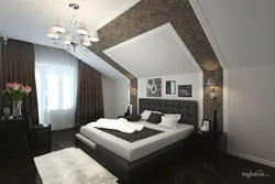 Спальня з мансарднымі вокнамі інтэр'ер