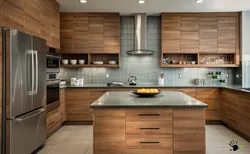 Wood-effect tiles in the kitchen interior