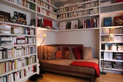 Стеллажи С Книгами В Спальне Фото