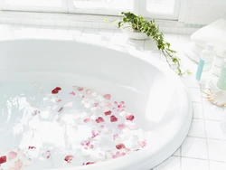 Ванна с цветами фото