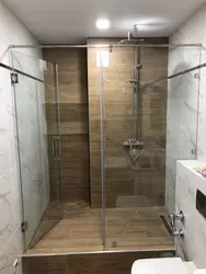 Ваннадағы фотодағы душ экраны
