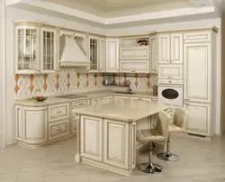 Кухня белая с патиной фото