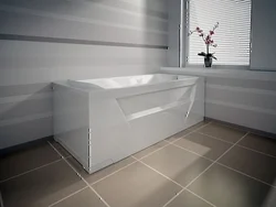Acrylic bath photo with screen