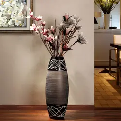 Падлогавая ваза для пярэдняга пакоя