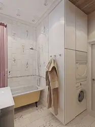 Bathtub with Stalinka column photo