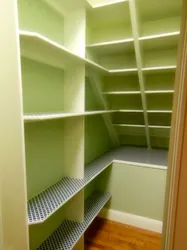How to make a storage room with your own hands in an apartment photo