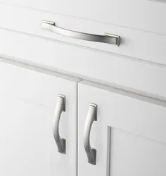 Handles For A Light Kitchen Photo
