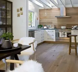 Интерьер кухни деревянный пол