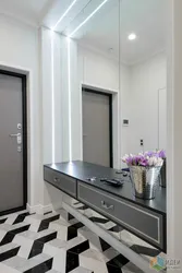 Large mirror in apartment design