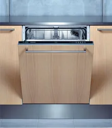 Фота посудамыйная машына на кухні