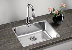 Photo of stainless steel kitchen sink