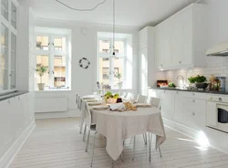 Белая кухня белый пол фото