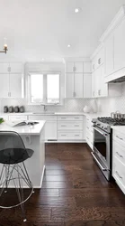 Белая кухня белый пол фото