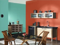 Дызайн афарбоўкі кухні ў двух колерах