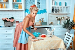 Хозяйка На Кухне Фото