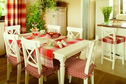 How to decorate a table in the kitchen photo
