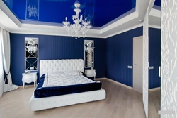 Дизайн спальни сине белого цвета