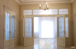 Интерьеры квартир фото двери со стеклами