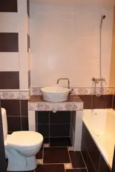 Bir otaqlı mənzildə tualetin fotoşəkili