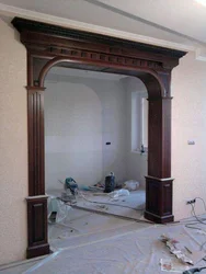 Photo of a square arch in an apartment