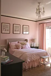 Дызайн спальні ў ружовым і бэжавым тоне