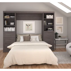 Дизайн спальни с двумя шкафами у кровати