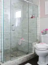 Ваннасыз душ және душ кабинасының фотосуреті