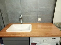 Встроенная столешница в ванной фото
