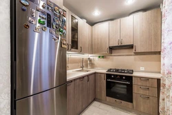 Inexpensive kitchen design with refrigerator photo
