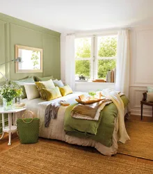 Combination of green and brown in the bedroom interior