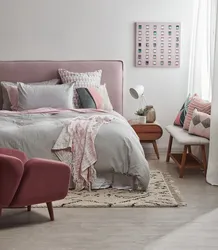 Dusty colors in the bedroom interior