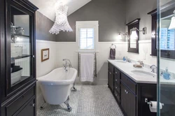 Combination of gray with others in the bathroom interior