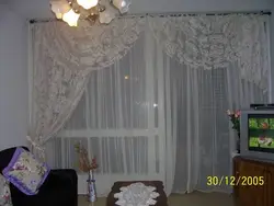 Дизайн тюли в гостиную с балконной дверью