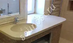 Ванна фотосуретіне арналған тастан жасалған үстелшелер